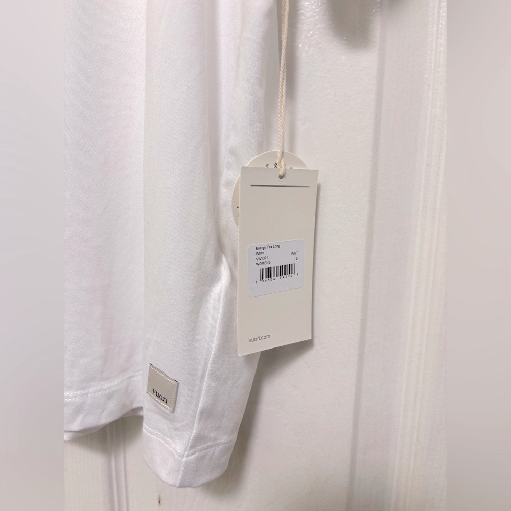 NWT Vuori Energy Tee Long in White - Picture 10 of 10